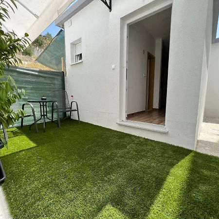 Ferienwohnung Apartman Solin 2, Parking Exterior foto
